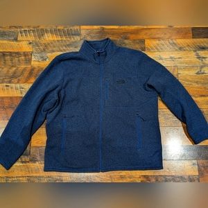 NWOT men's North Face SWEATER